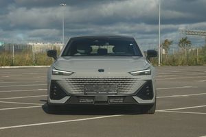 Changan UNI-V DLX