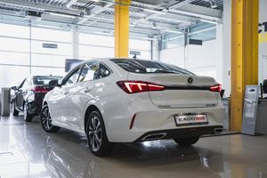 Changan Eado Plus DLX