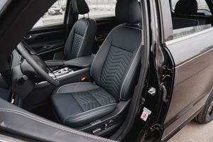 Changan CS95 DLX