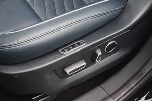 Changan CS95 DLX