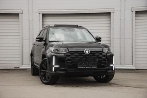 Changan CS95 DLX